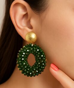 Σκουλαρίκι με κρυστάλλινες  πράσινες χάντρες